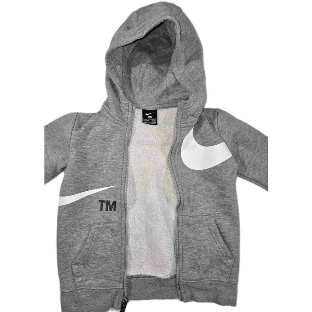 Nike lot sportswear
